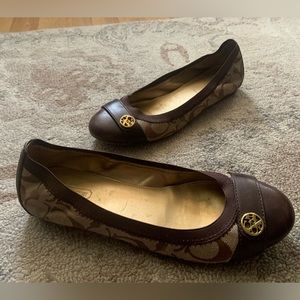 Coach Chelsey brown leather & canvas logo ballet flats (size: 6.5)